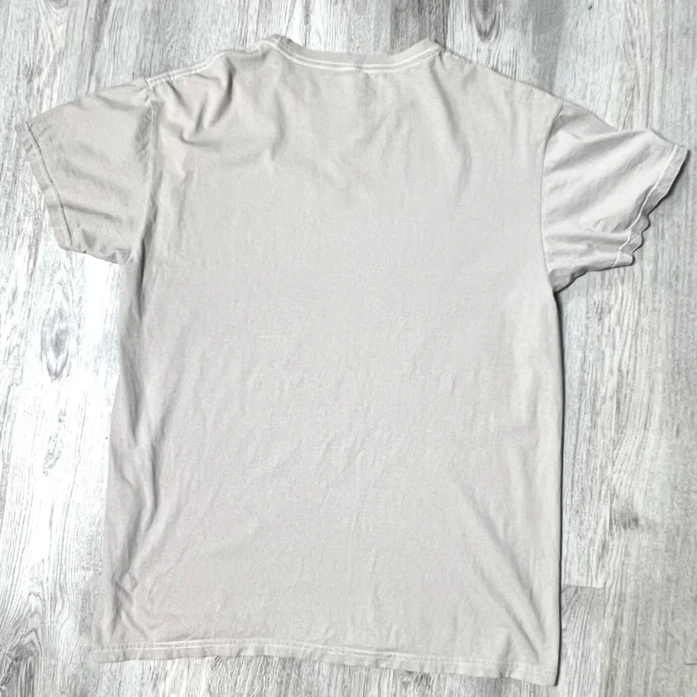 Def Leppard Graphic Tshirt - Picture 5 of 9